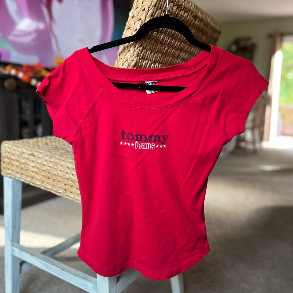 Tommy Hilfiger / Tommy Jeans off the shoulder red top